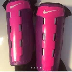 Nike shin guards